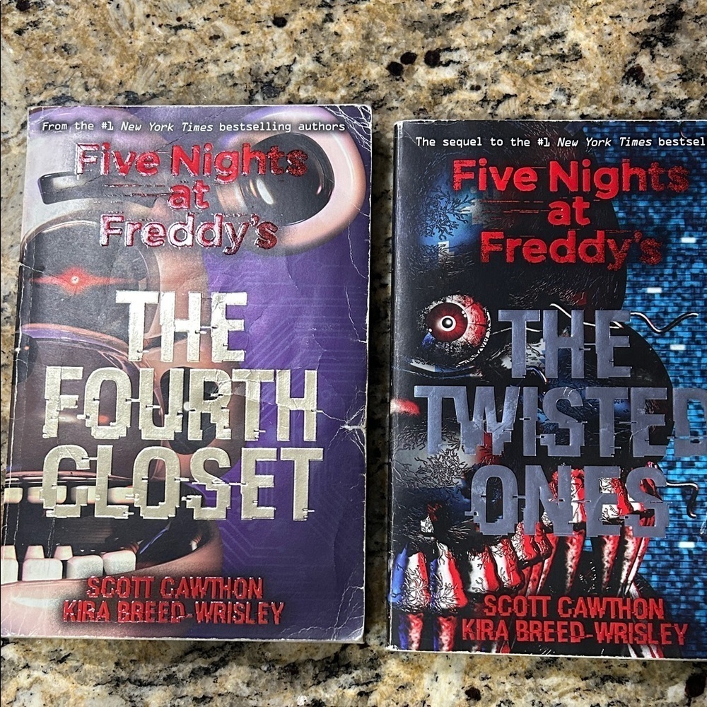 Five Nights at Freddy's Book Set